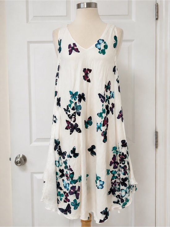 Dresses & Skirts - Butterfly Print Handkerchief Hem Swing Dress